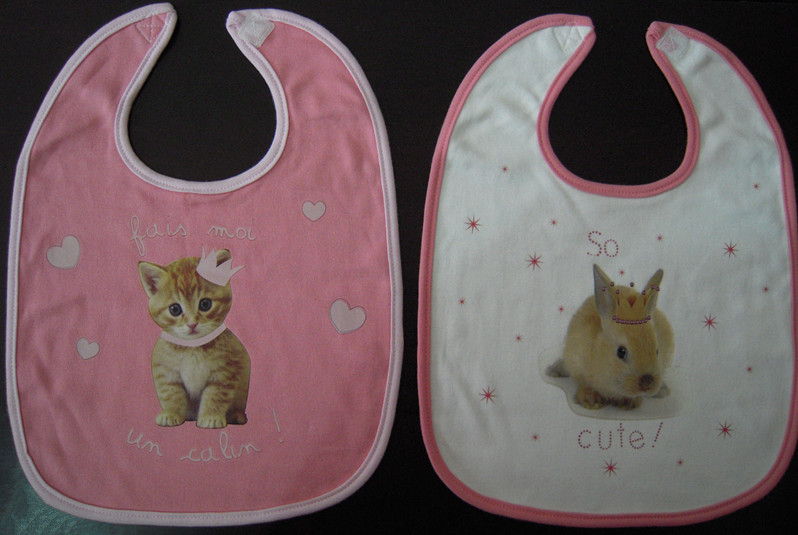 Cat bib