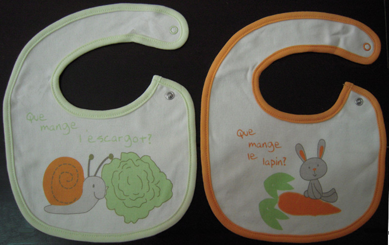 Snail bib